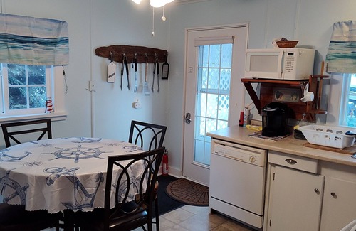 Town of Benton Cottage | Cozy new England style cottage Right on Wine and Beer Trail