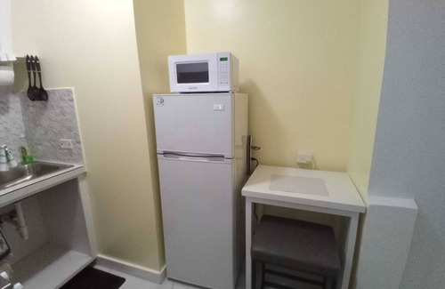 Winding Bay Apartment | Cozy Nook Studio apartment in Perfect Getaway Tarpum Bay with AC, WiFi & kitchen