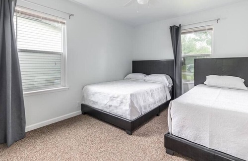 Farmers Branch House | Cozy North Dallas Gem Beautiful Home