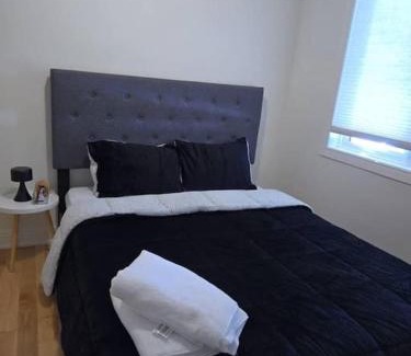West Oakville House | Cozy Oakville Haven Room 3