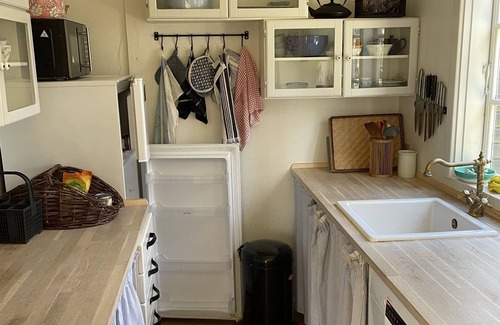 Dronningmolle Cottage | Cozy "old school" danish cottage 900 m from beautiful sandy beach