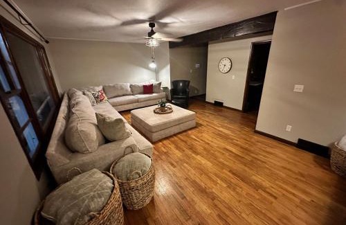 Lawrence House | Cozy on Campus
