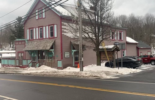 Tannersville Apartment | Cozy One Bedroom Apartment