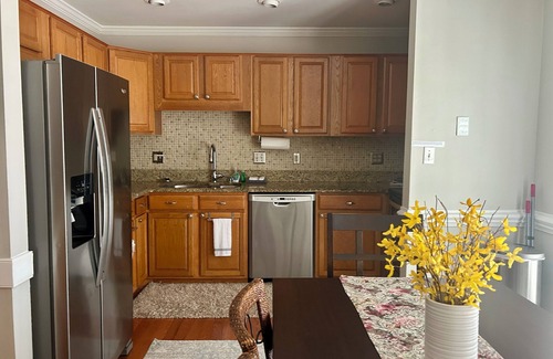 Woodcroft House | Cozy one level, 2 BR, 2 Bath TH in charming wooded community. Perfect location!