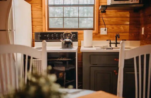 Dawsonville Cabin | Cozy, Peaceful Cabin Hideaway in North Georgia
