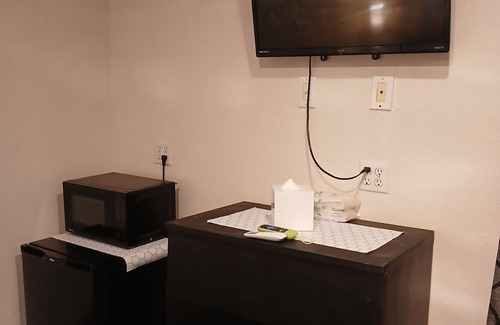 Canyon Gate Apartment | Cozy & Peaceful One-Bedroom, One-Bathroom Studio – Private