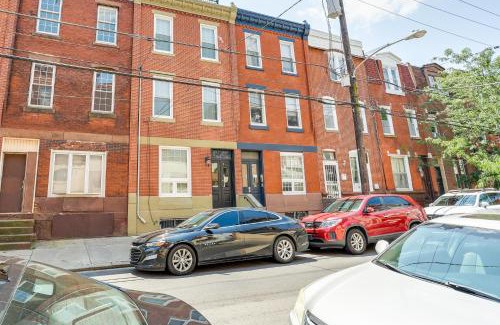 Newbold House | Cozy Philadelphia Rental Steps to Subway Station!