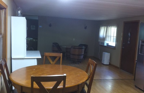Wilburn House | Cozy place right on Little Red River near Cow Shoals and Sugarloaf Mt trailhead