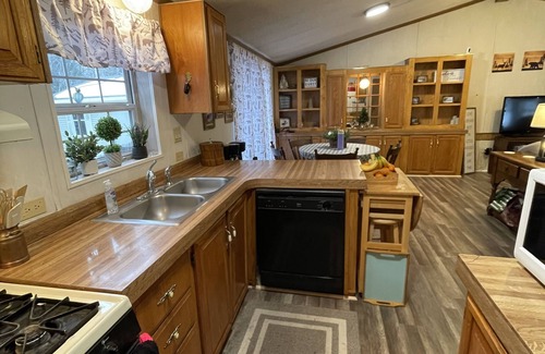 Hulbert House | Cozy Place w/Rustic Bunk house ORV Trail at end of driveway Sleeps 8-10