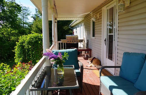 New Glasgow Cottage | Cozy private cottage with picturesque scenery