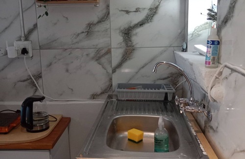 Observatory Apartment | Cozy Private En Suite Studio