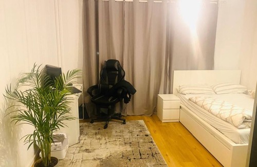 Saint Georg Bed & Breakfast | Cozy Private Room in the middle of Hamburg