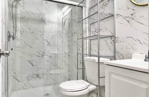 Green Valley North Apartment | Cozy Private suite in Las Vegas - 5 min to Airport