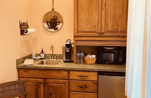 Bigfork House | Cozy, quiet cabin East side of Flathead Lake and surrounded by cherry orchards!
