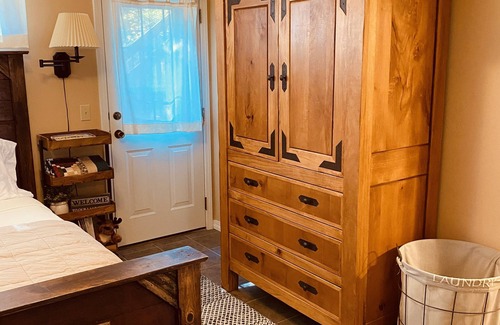 Bigfork House | Cozy, quiet cabin East side of Flathead Lake and surrounded by cherry orchards!