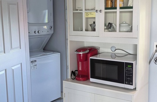 Rexton Apartment | Cozy, quiet, relaxing watching sunsets and sunrises on Richibucto river.