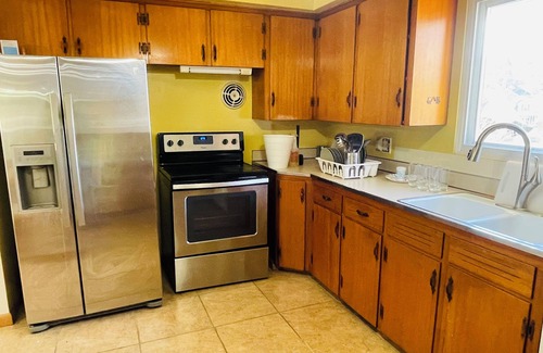 Vestal House | Cozy ranch 3-bedroom house with WiFi, AC in brilliant Vestal
