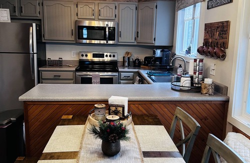 Lake Placid Condo | Cozy, relaxing condo overlooking Whiteface Club Resort near Jackrabbit trail.