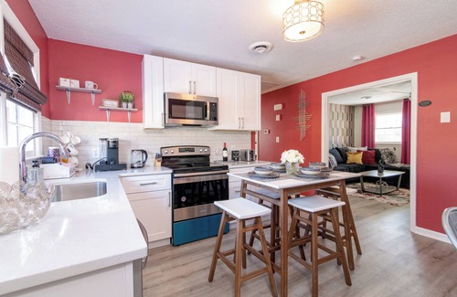 Graham Apartment | Cozy Retreat Close to Downtown + Parking