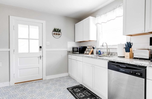 Richmond Condo | Cozy Retreat in Scott's Addition with Free Parking 4A