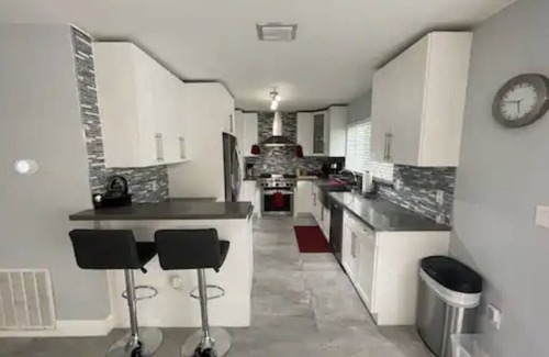Coral Terrace House | Cozy retreat in the heart of Miami. Saltwater Pool