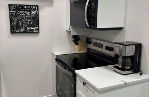 Spirit Lake House | Cozy Retreat Near Spirit Lake, 1 BD Sleeps 4