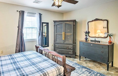 Booneville House | Cozy retreat not far from Mt. Magazine or Blue Mountain! n