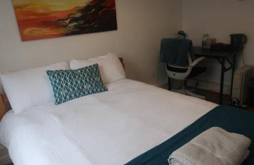 Ashford House | cozy room