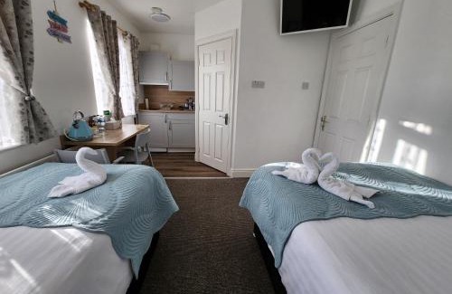 Tyrrelstown House | Cozy Room,Private Bathroom,Private Kitchynete