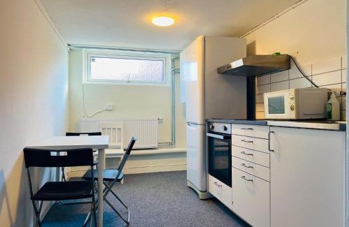 Dammhagen Apartment | Cozy room with 2 single bed in Landskrona