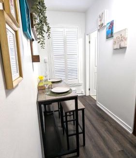 Parkdale House | Cozy Room with Private Kitchen, Private Bathroom