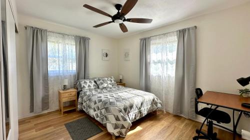 Temple Terrace House | Cozy Rooms near Busch Gardens
