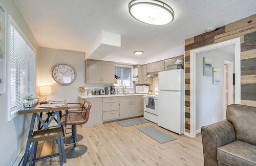 Roseburg House | Cozy Roseburg Home w/Fire Pit + Gas Grill!