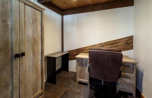 Defiance House | Cozy Rustic Escape Near Park City Adventures