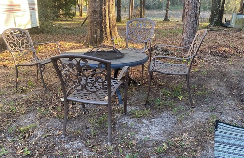 North West Florida House | Cozy RV on 40 acres with AC and Heat star link WiFi near Holmes creek.
