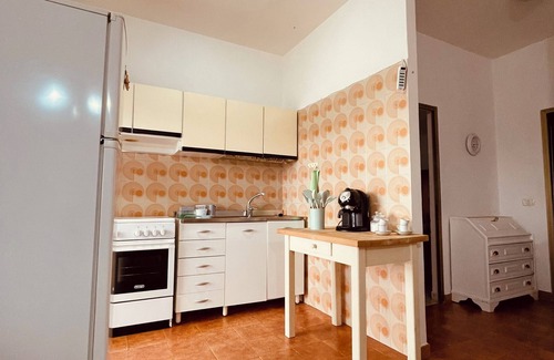 San Pasquale Apartment | Cozy Sea-View Apartment in San Pasquale – Perfect for Families and Friends
