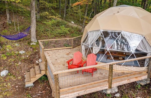 Wallkill House | Cozy, Seasonal Geo-Dome with Heat/AC on Private Hiking paradise in Gunks.