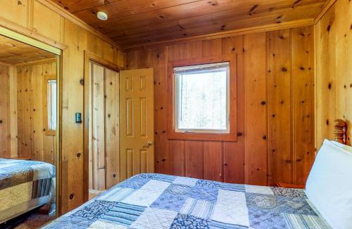 Black Bart House | Cozy Seclusion