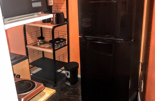Queens Apartment | Cozy Self Contained Private 1 Bedroom Apartment