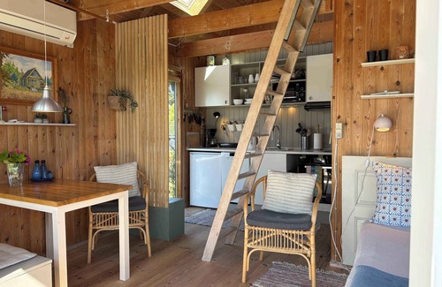 Kegnæshøj Cottage | Cozy small holiday home with sea view