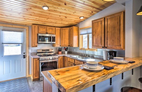 Spearfish House | Cozy Spearfish Cottage Less Than 1 Mi to Hiking Trail