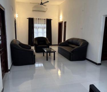 Nallur House | Cozy Sri Lanka House