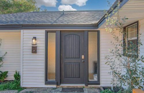 Willow Meadows/Willowbend Area House | Cozy Stay By Houston Hotspots