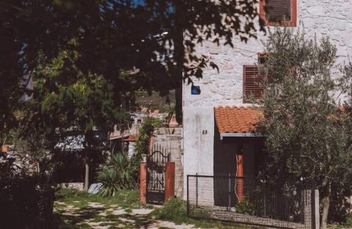 Gostinjac House | Cozy stone house with fireplace, pool, great beaches and hiking trails nearby