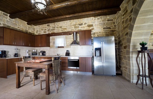 Platanos Villa | Cozy Stone Villa, 3 BD, 2 BA, private pool