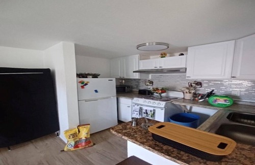 Kingston Apartment | Cozy studio in beautiful Daytona Beach with AC and off-street parking