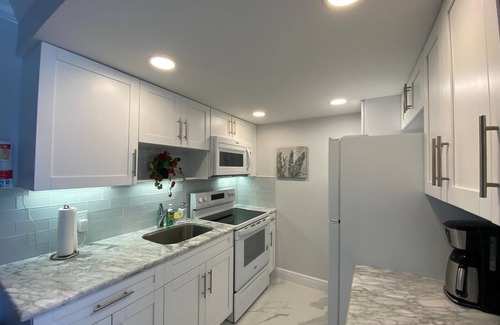 Freeport Condo | Cozy studio in Coral Beach