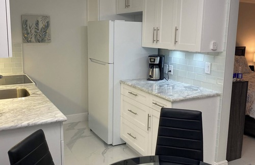 Freeport Condo | Cozy studio in Coral Beach
