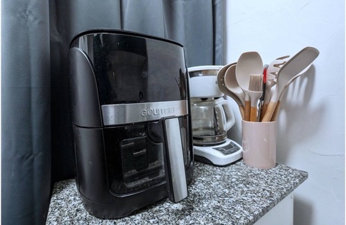 Sutton Place Apartment | Cozy Studio in Prime Midtown – Heart of NYC!