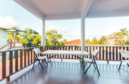 Hopkins Apartment | Cozy studio near town with an ocean view, free WiFi, partial AC & shared deck